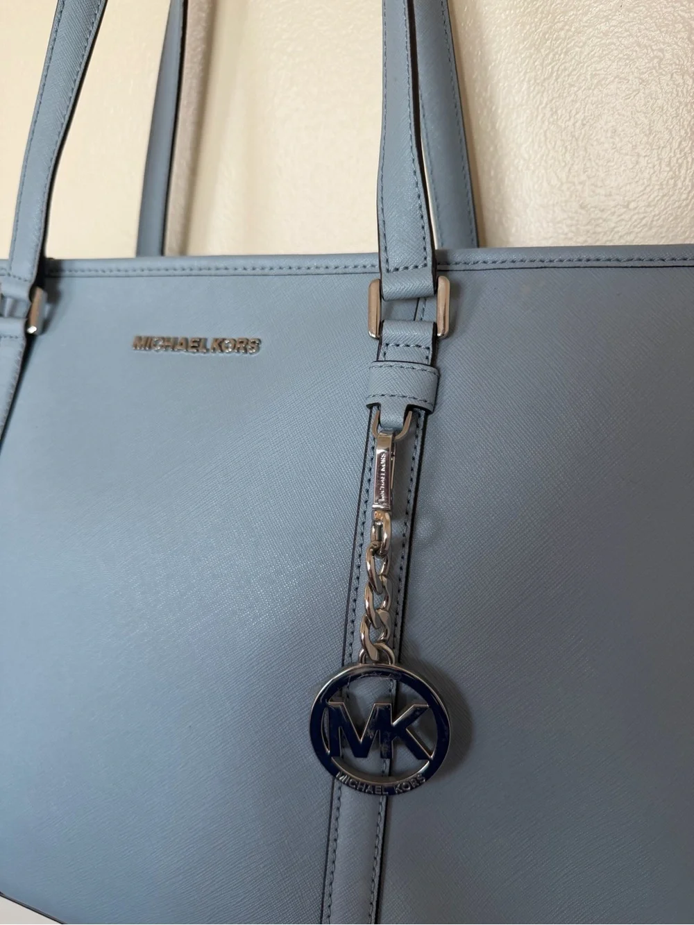 MICHAEL KORS Jet Set Large Leather Travel Tote Bag Handbag in Pale Blue